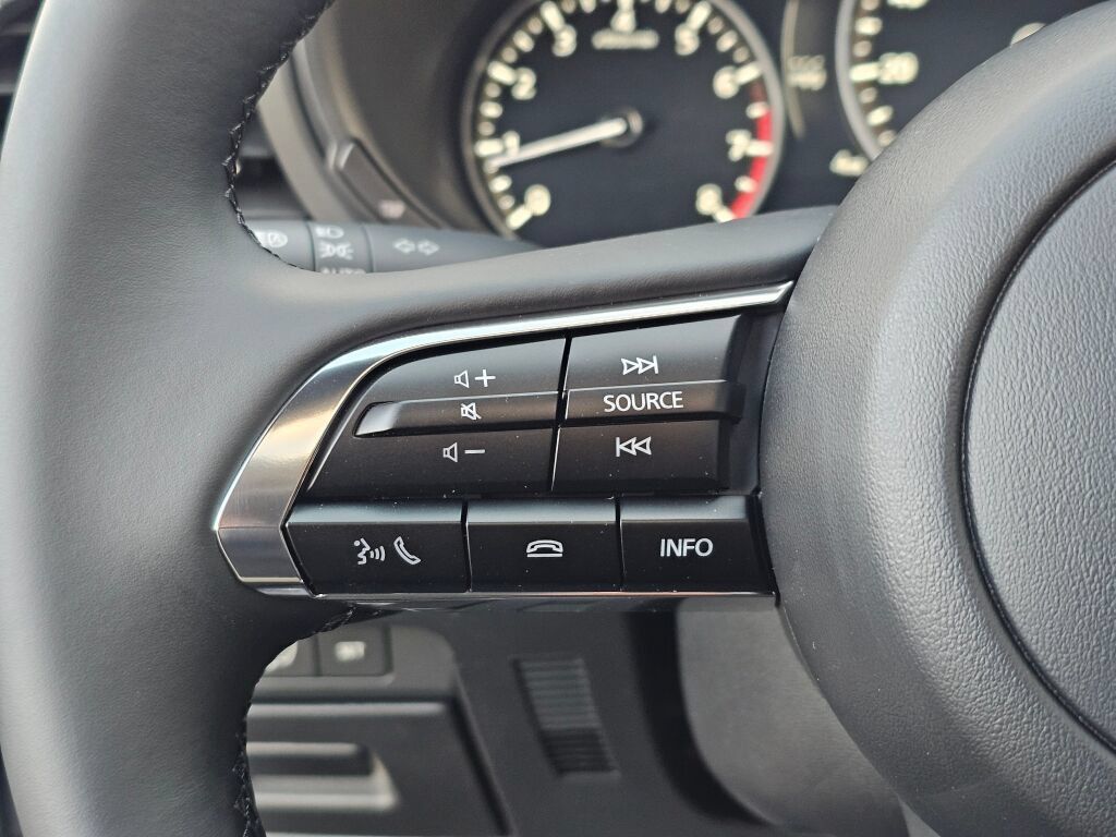 New 2026 MAZDA MAZDA3 2.5 S Hatchback w/ Premium Pkg FWD image 37
