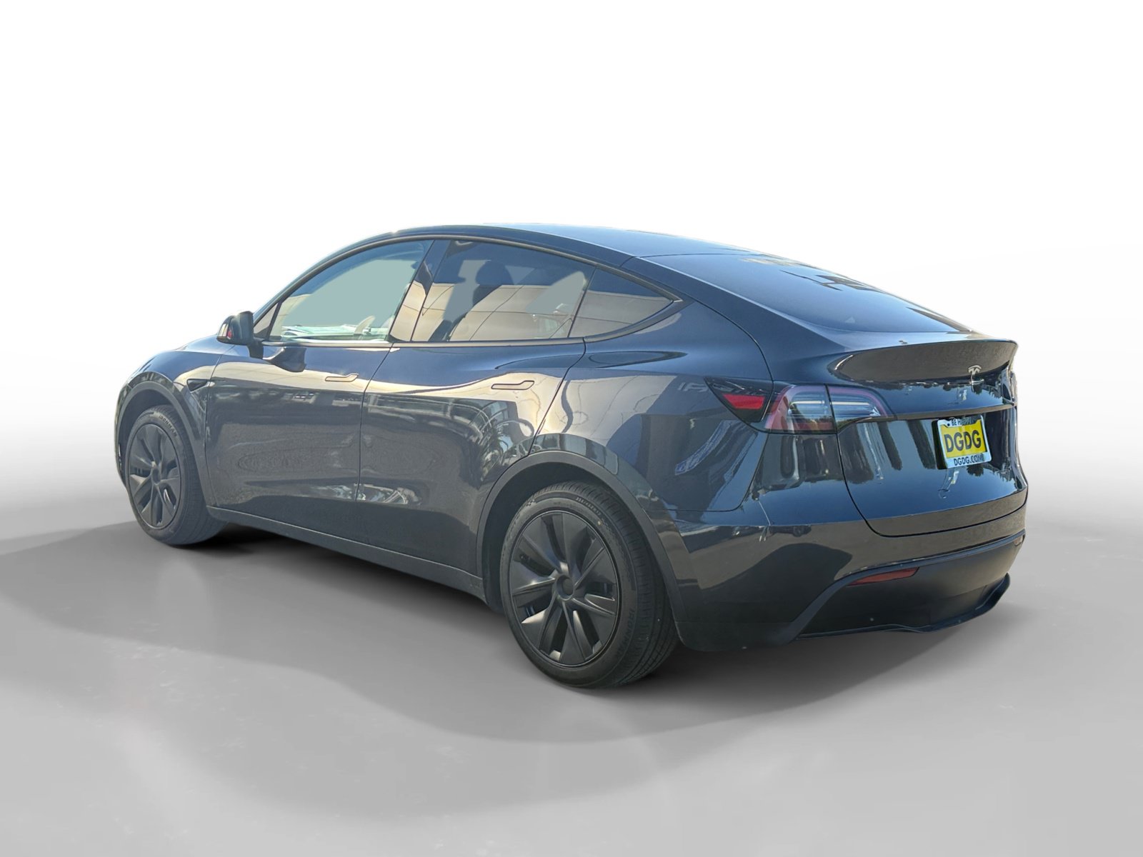 Used 2024 Tesla Model Y Long Range RWD image 3