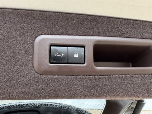 Used 2020 Lexus RX 350L Premium w/ Premium Package image 30