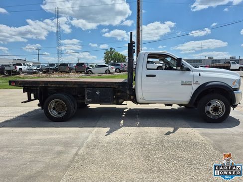 Used 2018 RAM 5500 Tradesman w/ Power & Remote Entry Group RWD image 8