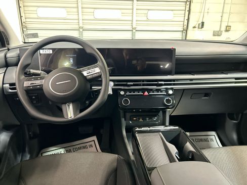 New 2026 Hyundai Tucson Blue SE AWD/4WD image 4