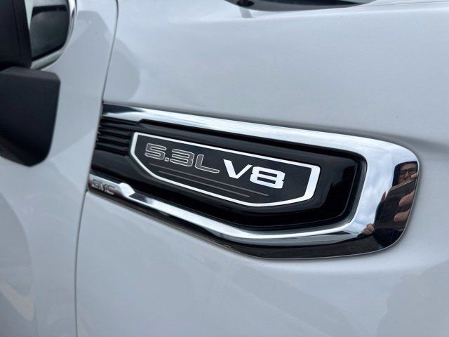 Used 2026 GMC Sierra 1500 SLT AWD/4WD image 7