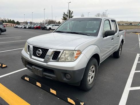 Used 2011 Nissan Frontier S image 3