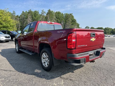 Used 2017 Chevrolet Colorado LT w/ LT Convenience Package AWD/4WD image 6