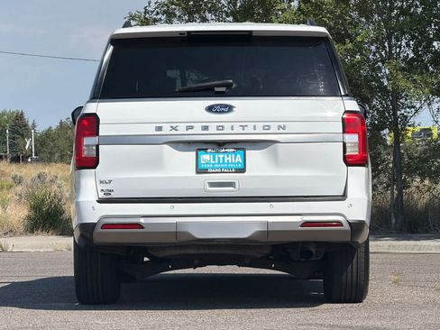 Certified 2023 Ford Expedition XLT AWD/4WD image 7
