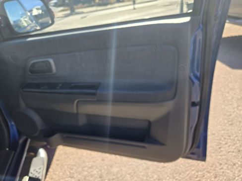 Used 2005 Chevrolet Colorado LS image 23
