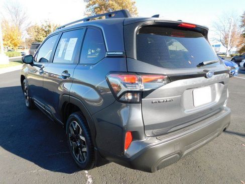 Used 2025 Subaru Forester Premium w/ Convenience Package #1 image 7