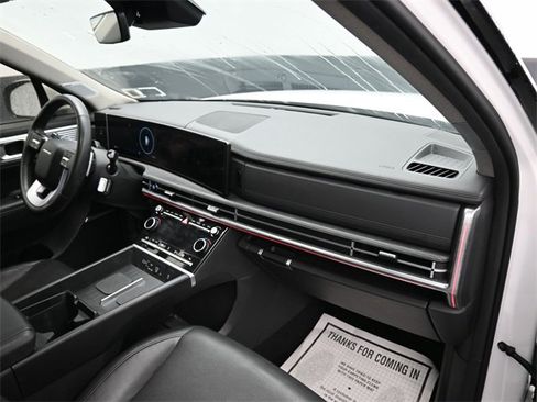 Used 2024 Hyundai Santa Fe Limited image 11