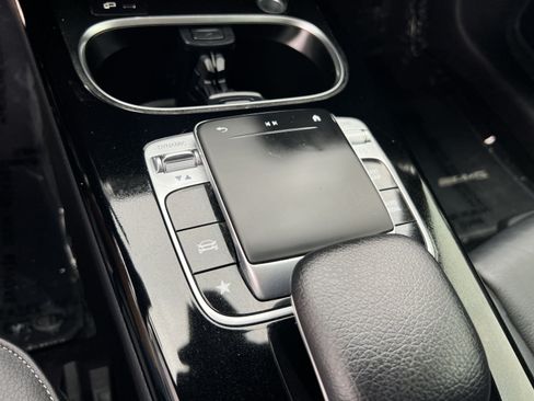 Used 2020 Mercedes-Benz CLA 250 4MATIC image 29