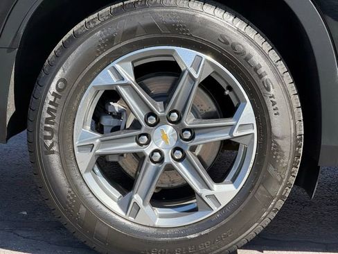 Used 2023 Chevrolet Blazer LT image 10