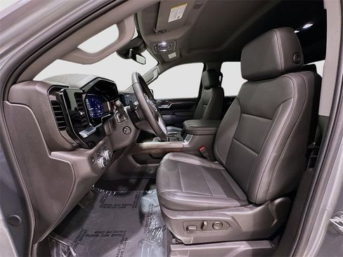 Used 2025 GMC Sierra 1500 SLT image 22