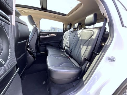 Used 2023 Lincoln Nautilus Reserve w/ Equipment Group 201A AWD/4WD image 19