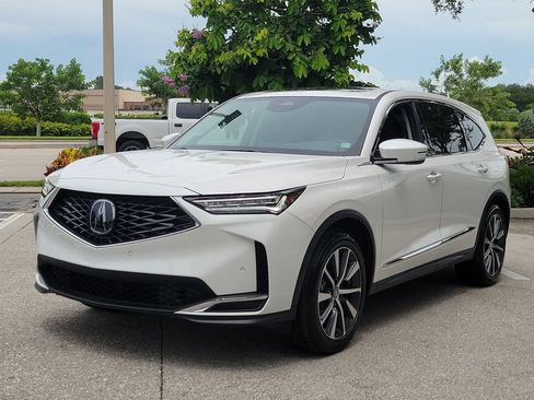Certified 2026 Acura MDX FWD w/ Technology Package image 8