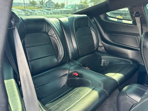 Used 2019 Ford Mustang Coupe w/ Equipment Group 101A RWD image 21