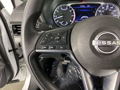 Used 2024 Nissan Sentra SV image 22