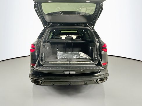 New 2026 BMW X5 xDrive50e w/ Executive Package image 27