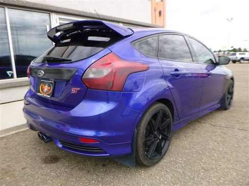 Used 2014 Ford Focus ST FWD image 3