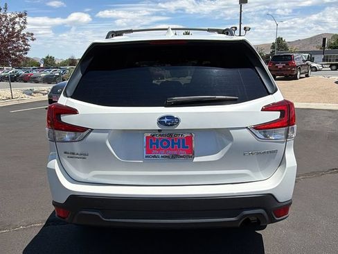 Used 2023 Subaru Forester Premium AWD/4WD image 4