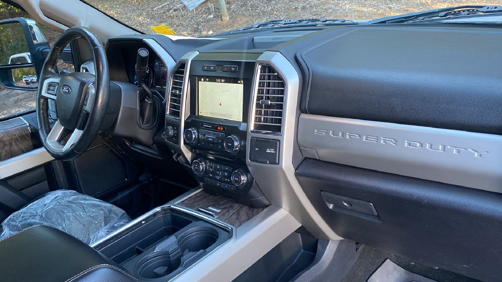 Used 2017 Ford F250 Lariat w/ Lariat Ultimate Package AWD/4WD image 11