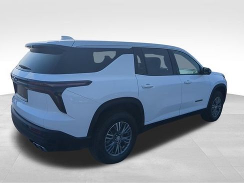 Used 2024 Chevrolet Traverse LS w/ LPO, Floor Liner Package FWD image 6