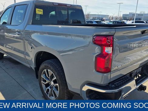 Used 2024 Chevrolet Silverado 1500 LT image 3