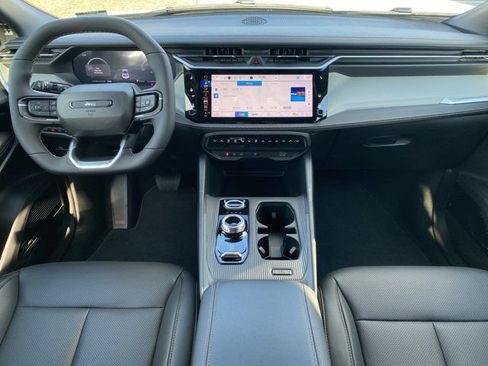 New 2026 Jeep Cherokee Limited image 13