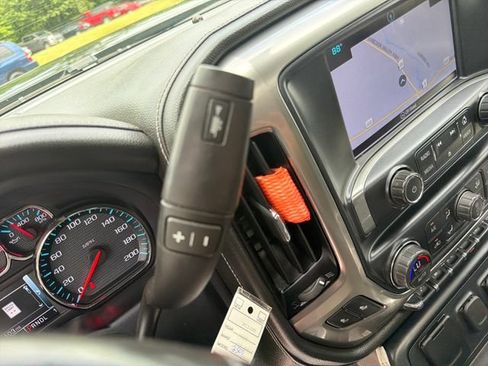 Used 2018 Chevrolet Silverado 2500 LTZ w/ Midnight Edition AWD/4WD image 26