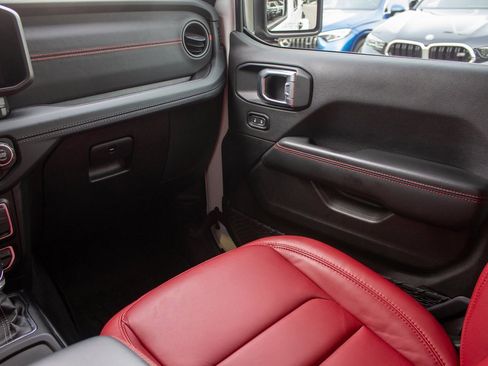 Used 2024 Jeep Wrangler Rubicon 392 image 20