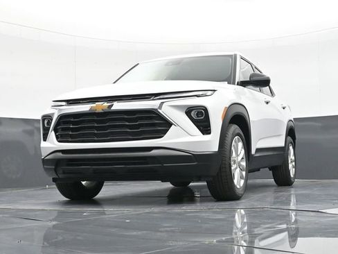 New 2026 Chevrolet TrailBlazer LS w/ LS Convenience Package FWD image 51