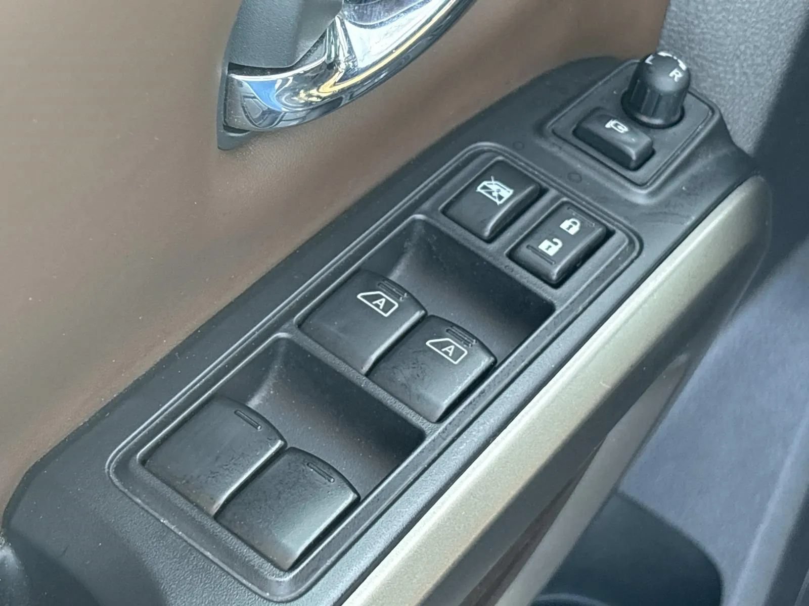 Used 2023 Nissan Titan Platinum Reserve w/ Moonroof Package AWD/4WD image 24