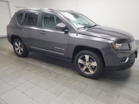 Used 2017 Jeep Compass High Altitude AWD/4WD image 11