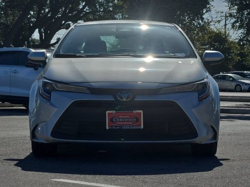 Certified 2025 Toyota Corolla LE FWD image 8