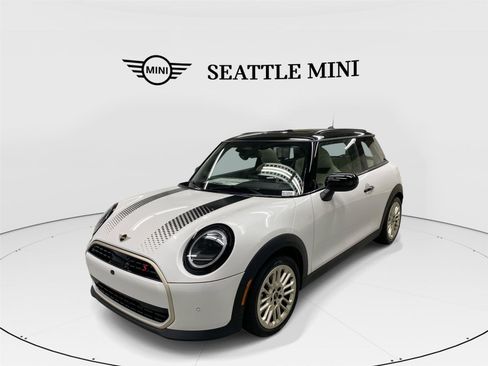 New 2026 MINI Cooper S image 1