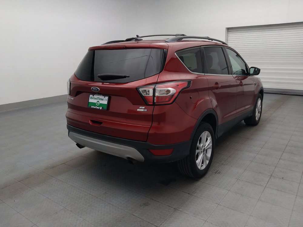 Used 2018 Ford Escape SE w/ SE Sync 3 Package AWD/4WD image 9