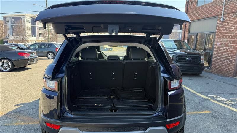 Used 2016 Land Rover Range Rover Evoque SE AWD/4WD image 19