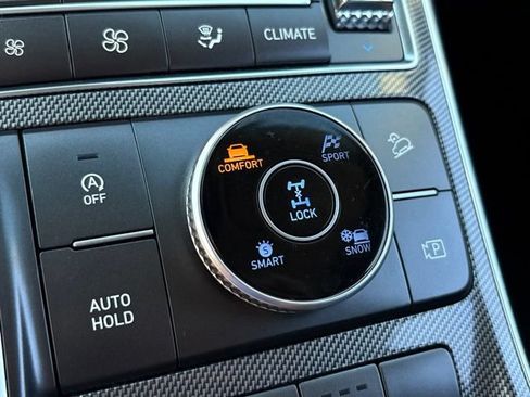 Used 2023 Hyundai Santa Fe SEL w/ Winter Weather Package AWD/4WD image 16