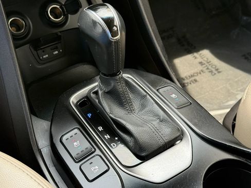 Used 2014 Hyundai Santa Fe Sport w/ Technology Package 04 FWD image 28