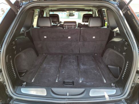 Used 2017 Jeep Grand Cherokee Limited AWD/4WD image 17