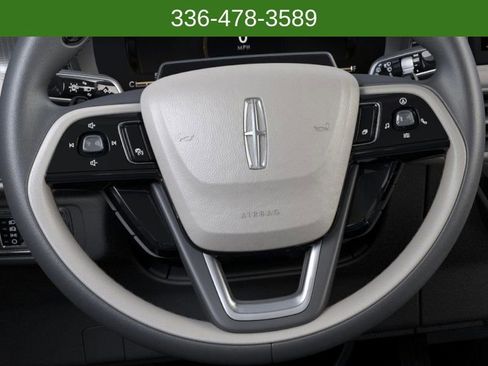 New 2026 Lincoln Corsair Premiere image 12