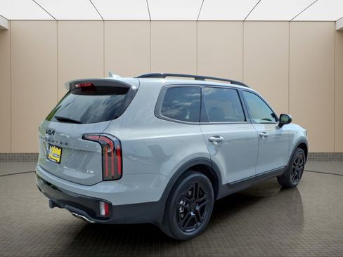 Used 2025 Kia Telluride SX X-Line AWD/4WD image 3