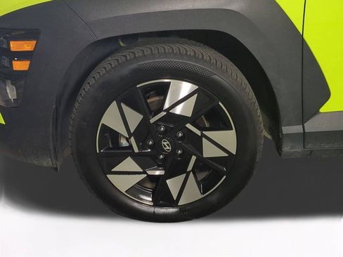 Used 2025 Hyundai Kona SEL FWD image 11
