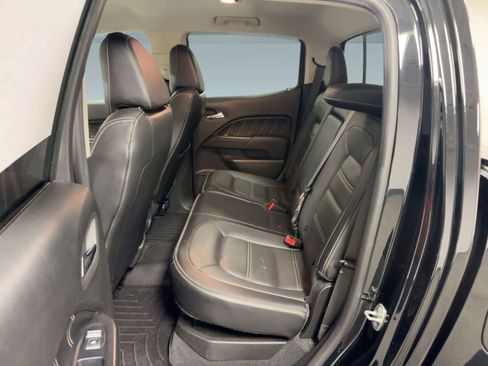 Used 2021 GMC Canyon Denali image 14