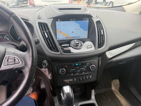 Used 2018 Ford Escape Titanium w/ Ford Safe & Smart Package AWD/4WD image 9