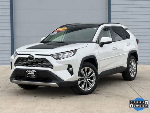 Used 2020 Toyota RAV4 Limited image 1