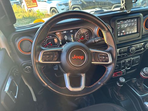 Used 2021 Jeep Gladiator Mojave w/ Trailer Tow Package image 16