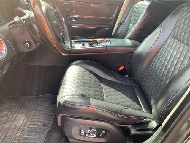 Used 2018 Jaguar XJ L Supercharged RWD image 13