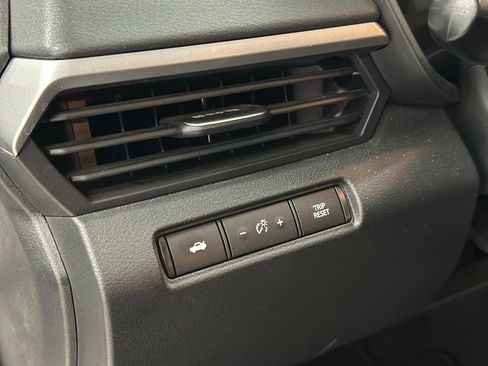 Used 2024 Nissan Altima 2.5 S image 15