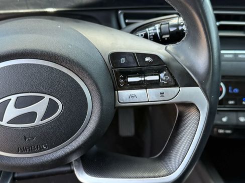 Used 2024 Hyundai Elantra Limited FWD image 21