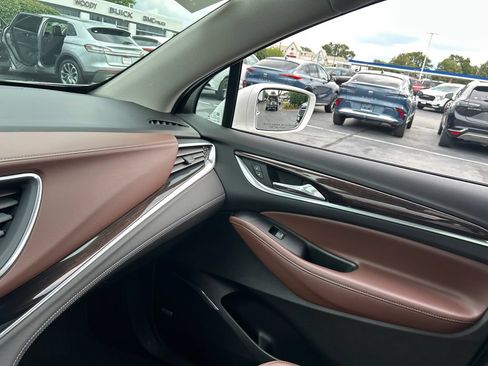 Certified 2020 Buick Enclave Avenir w/ Avenir Technology Package FWD image 30