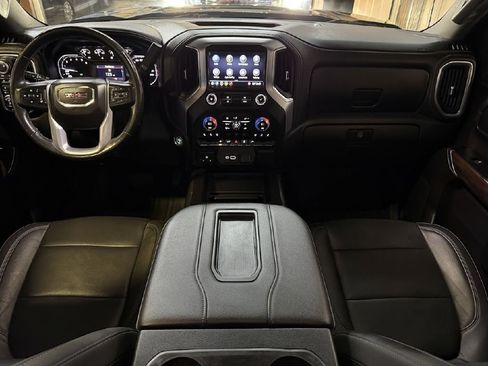 Used 2019 GMC Sierra 1500 SLT image 9